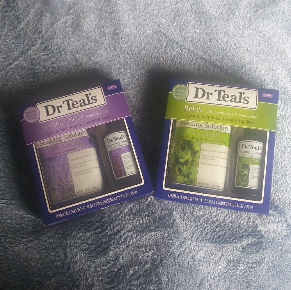 Dr. Teals trial size sets Lavender and Eucalyptus
